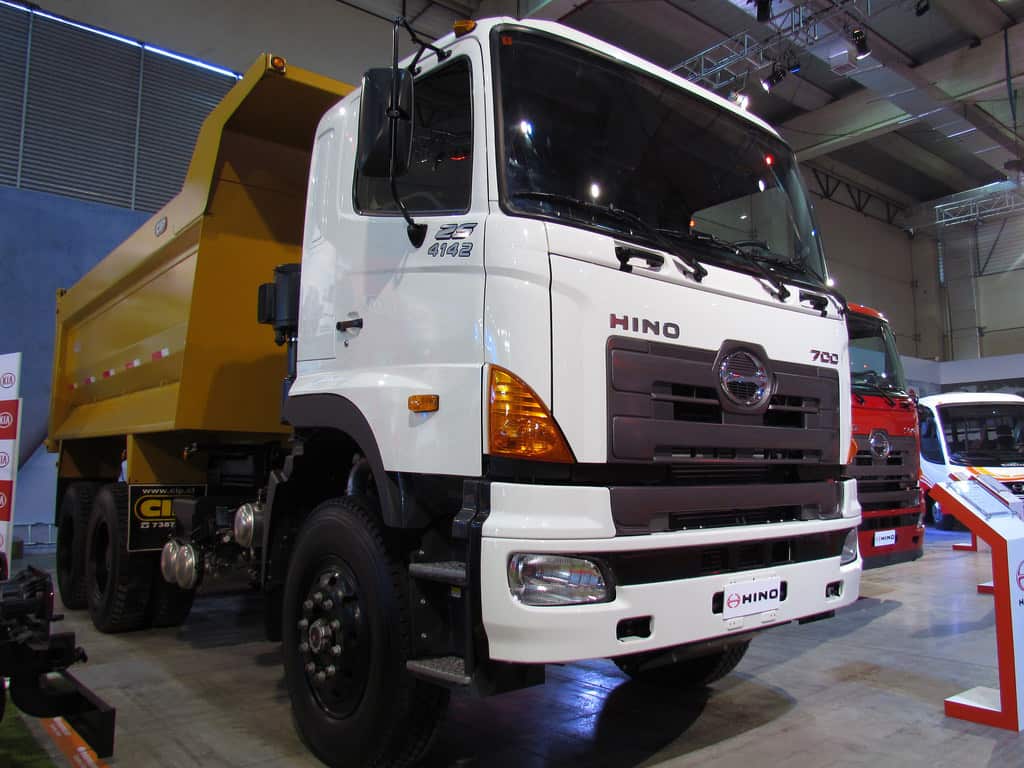 Dealing With Reliable Distributor When Searching For A Hino Truck For Sale