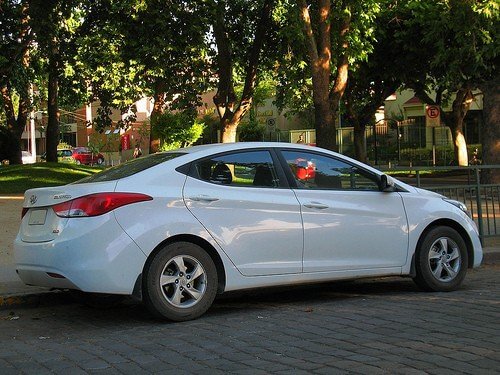 Hyundai Elantra fluidic 2012 Review